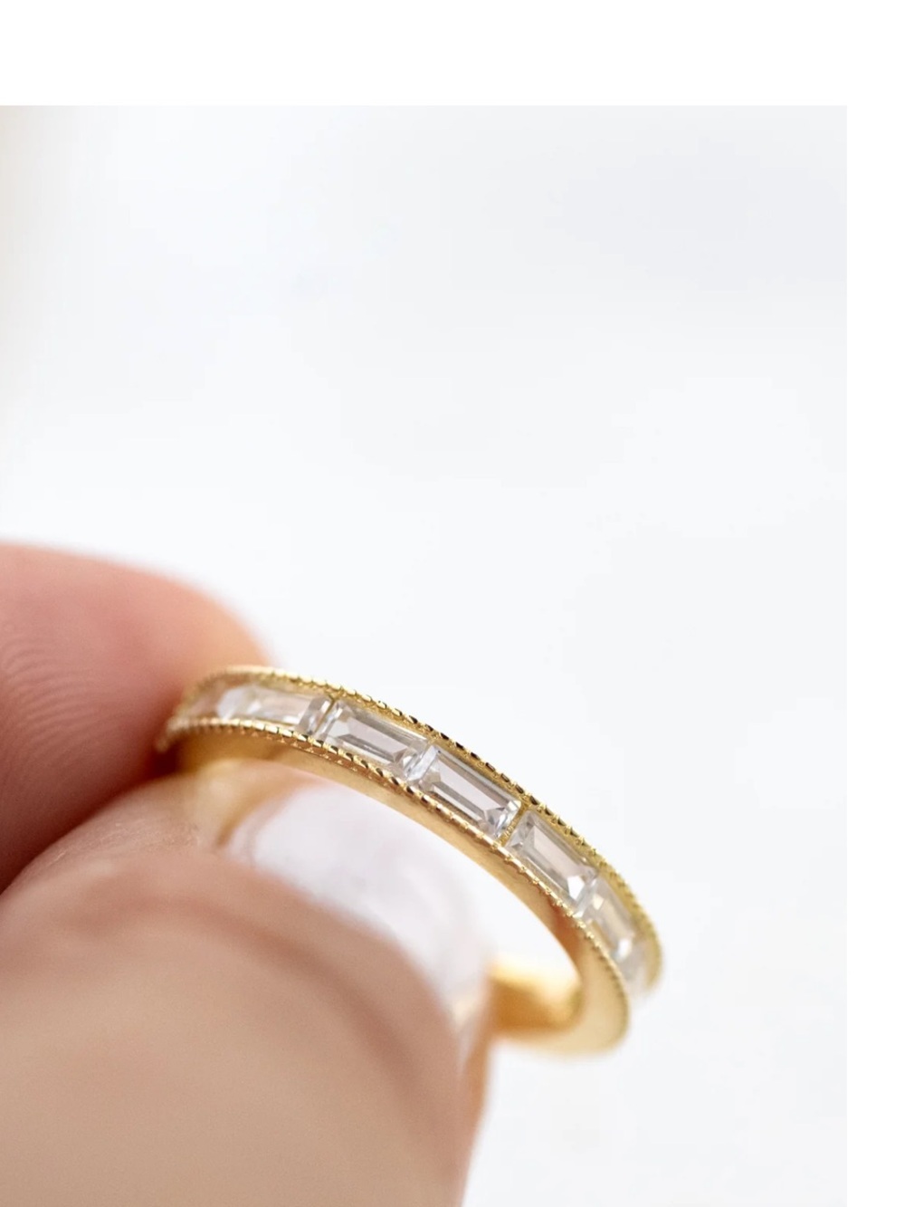 NEW Bezzeled Baguette Ring Gold or 925 Silver!
Top quality ! Great to stack !